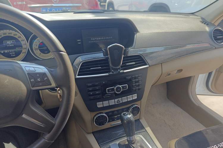 Used Mercedes-Benz C-Class 2013 C 260 CGI Elegant Model Audio And AC Panel