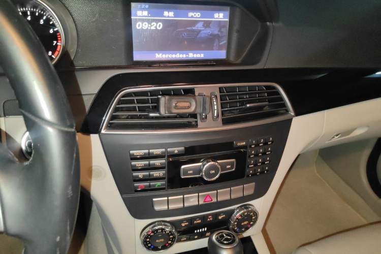 Used Mercedes-Benz C-Class 2013 C 180 Classic Grand Edition Audio And AC Panel