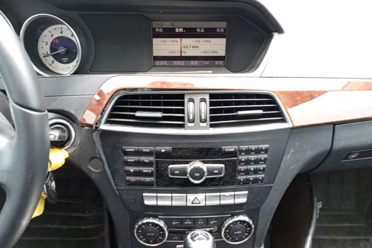 Used Mercedes-Benz C-Class 2013 C 260 CGI Elegant Model Audio And AC Panel