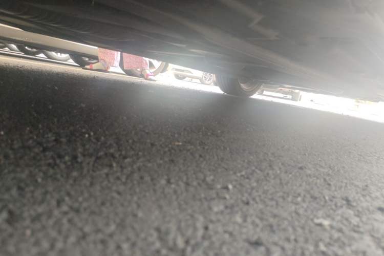 Used Mercedes-Benz C-Class 2013 C 180 Classic Grand Edition Chassis Front Left