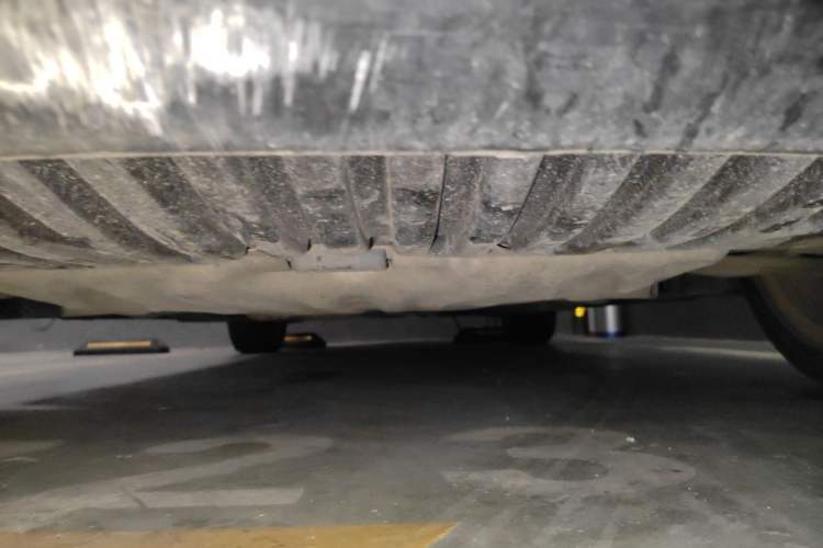 Used Mercedes-Benz C-Class 2013 C 180 Classic Grand Edition Chassis Front