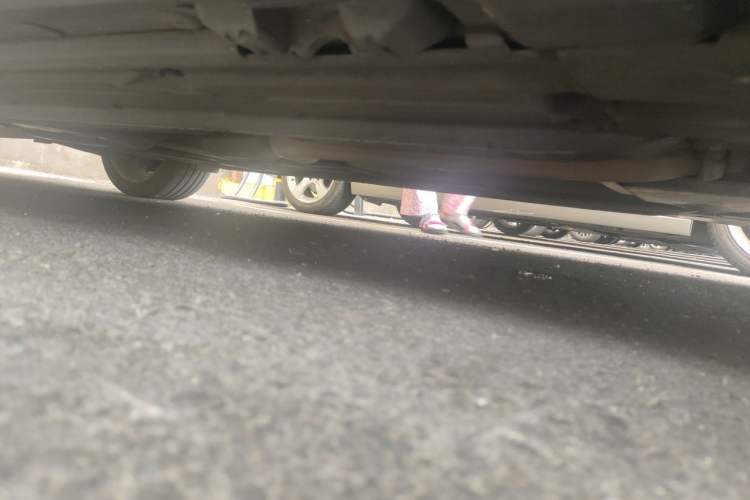 Used Mercedes-Benz C-Class 2013 C 180 Classic Grand Edition Chassis Rear Left