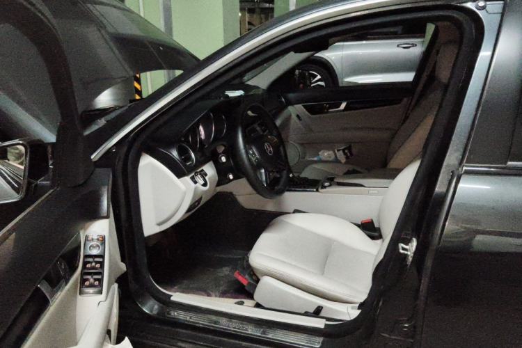 Used Mercedes-Benz C-Class 2013 C 180 CGI Classic Driver Seat
