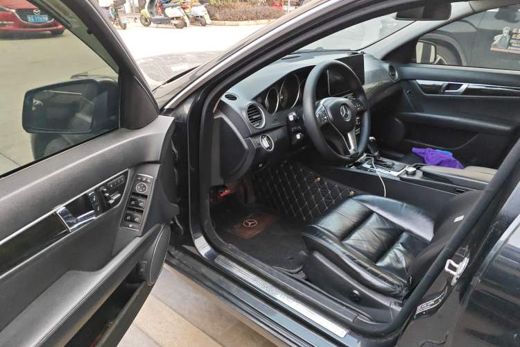 Used Mercedes-Benz C-Class 2013 C 260 CGI Fashion Model Driver Seat