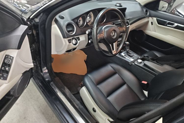 Used Mercedes-Benz C-Class 2013 C 260 Fashion Edition Grand Edition Driver Seat