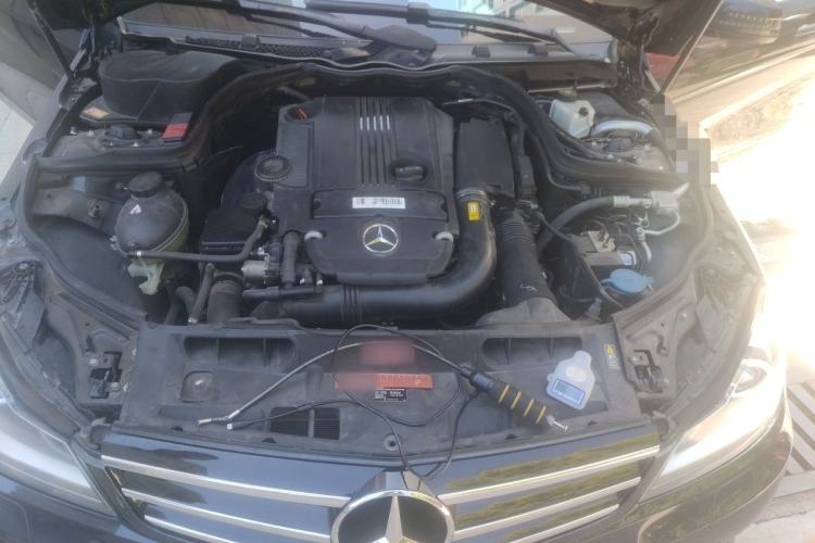 Used Mercedes-Benz C-Class 2013 C 260 Fashion Edition Grand Edition Engine Bay