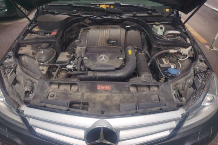 Used Mercedes-Benz C-Class 2013 C 260 CGI Fashion Model Engine Bay