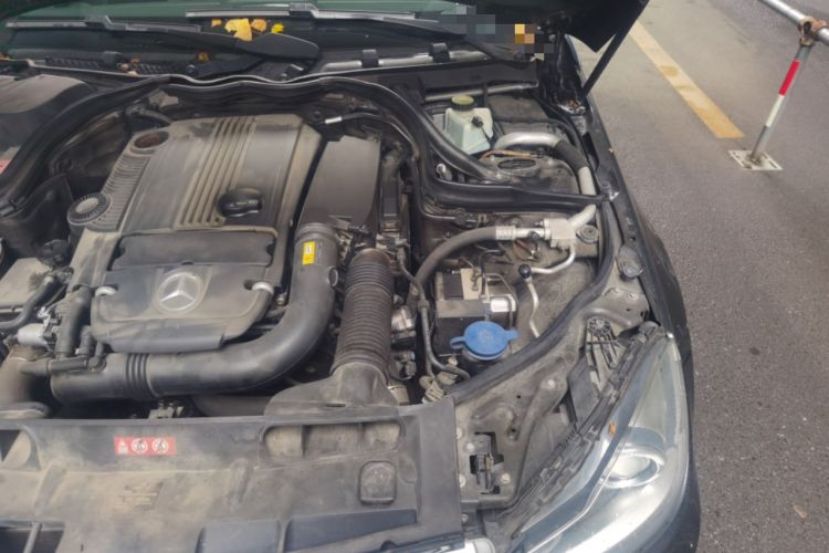 Used Mercedes-Benz C-Class 2013 C 260 CGI Fashion Model Engine Bay Left