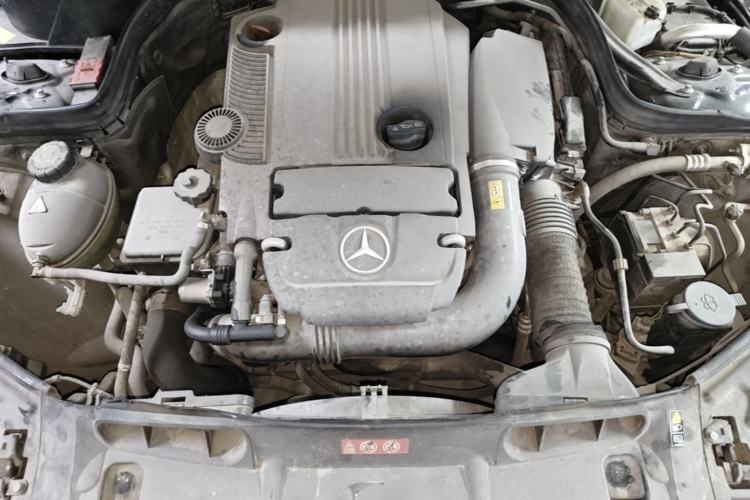 Used Mercedes-Benz C-Class 2013 C 260 Fashion Edition Grand Edition Engine Bay