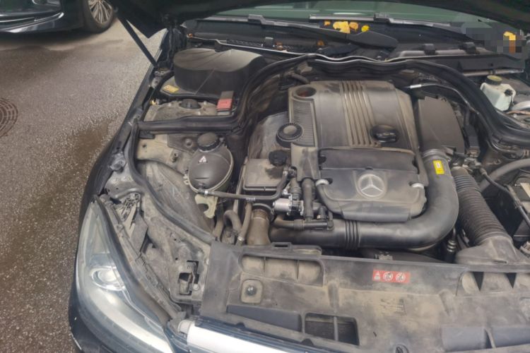 Used Mercedes-Benz C-Class 2013 C 260 CGI Fashion Model Engine Bay Right
