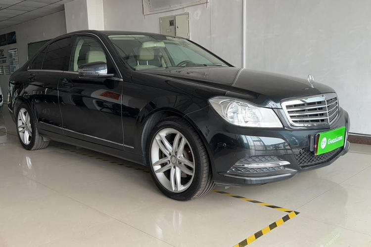 Used Mercedes-Benz C-Class 2013 C 260 CGI Elegant Model Exterior 3
