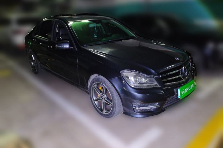Used Mercedes-Benz C-Class 2013 C 180 Classic Grand Edition Front Right 45 Deg
