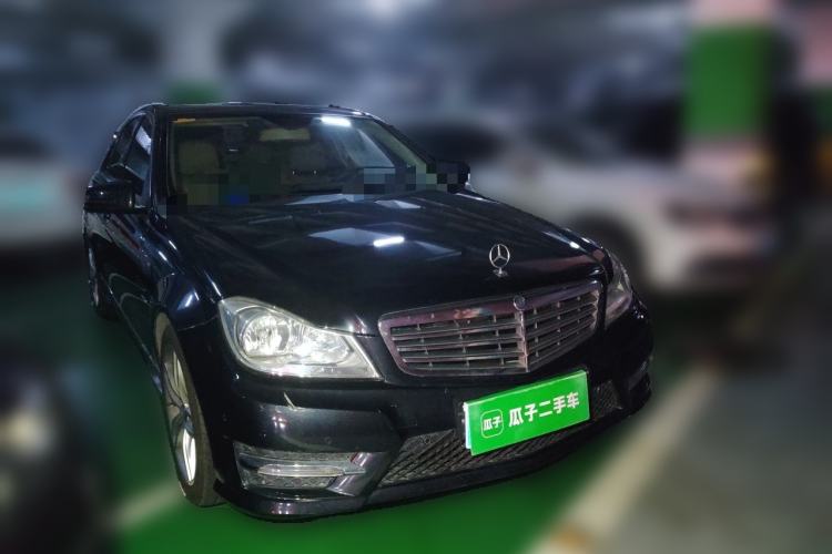 Used Mercedes-Benz C-Class 2013 C 260 Elegant Grand Edition Front Right 45 Deg