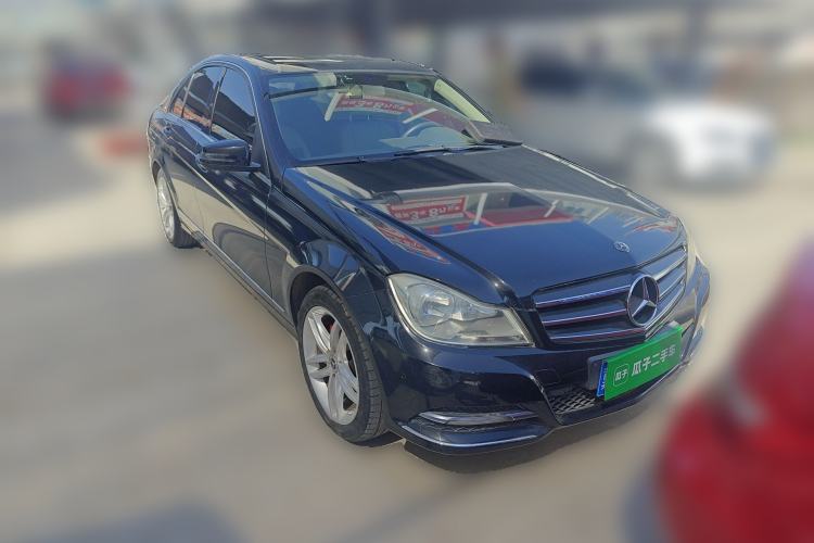 Used Mercedes-Benz C-Class 2013 C 260 CGI Elegant Model Front Right 45 Deg