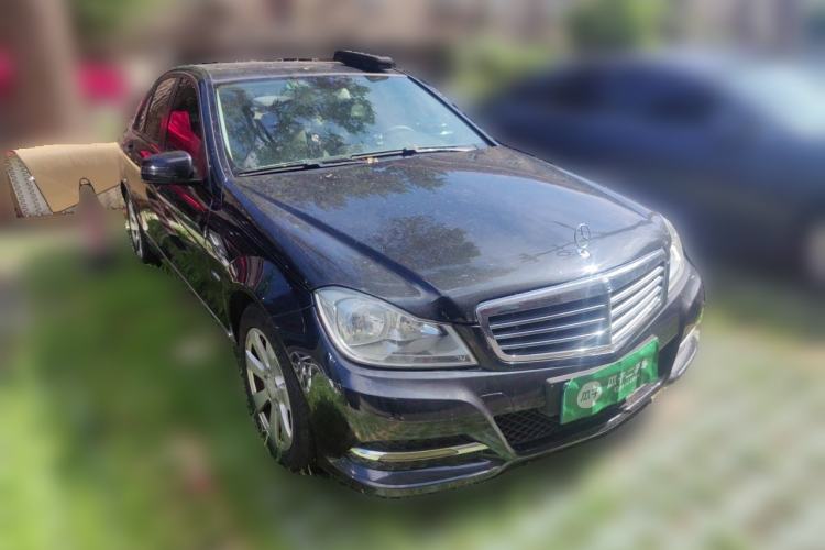 Used Mercedes-Benz C-Class 2013 C 180 CGI Classic Front Right 45 Deg