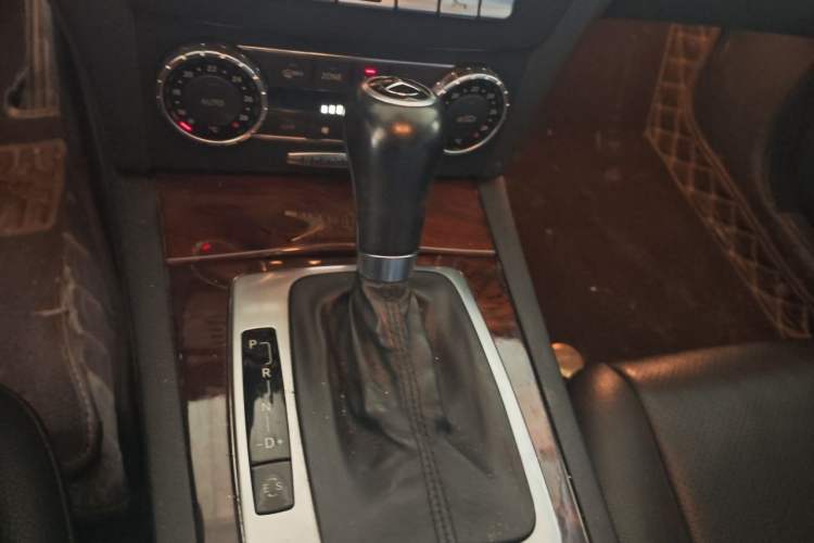 Used Mercedes-Benz C-Class 2013 C 260 CGI Elegant Model Gear Lever
