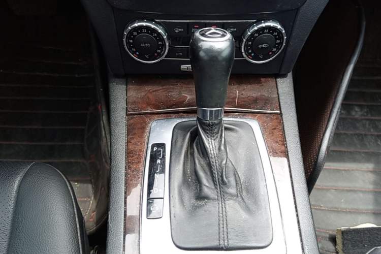 Used Mercedes-Benz C-Class 2013 C 260 CGI Elegant Model Gear Lever