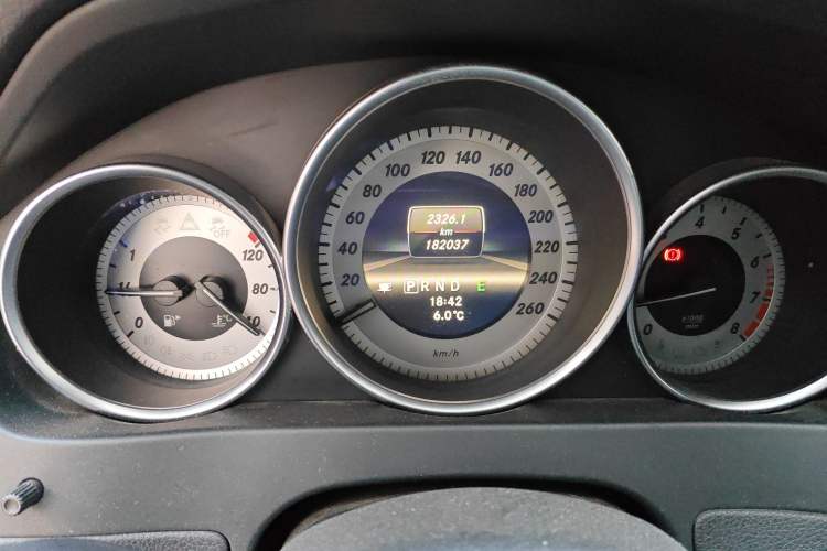 Used Mercedes-Benz C-Class 2013 C 260 CGI Fashion Model Instrument Cluster