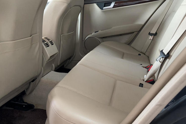 Used Mercedes-Benz C-Class 2013 C 260 CGI Elegant Model Interior 3