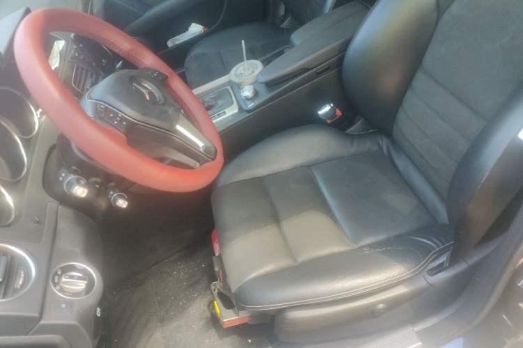 Used Mercedes-Benz C-Class 2013 C 260 Fashion Edition Grand Edition Left Front Seat