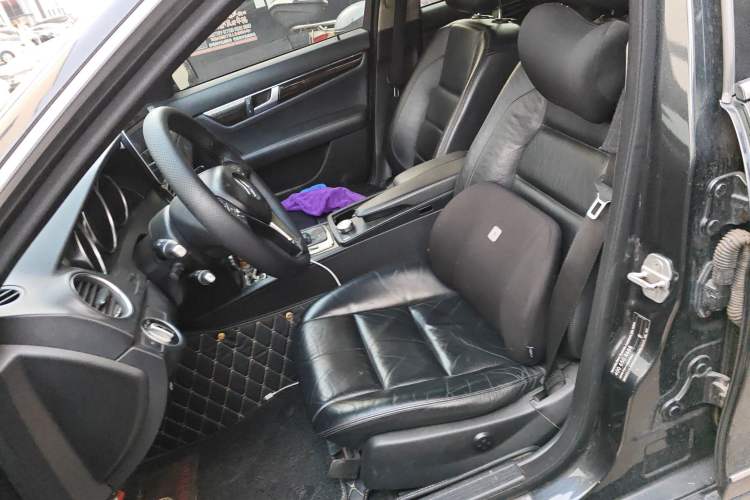 Used Mercedes-Benz C-Class 2013 C 260 CGI Fashion Model Left Front Seat