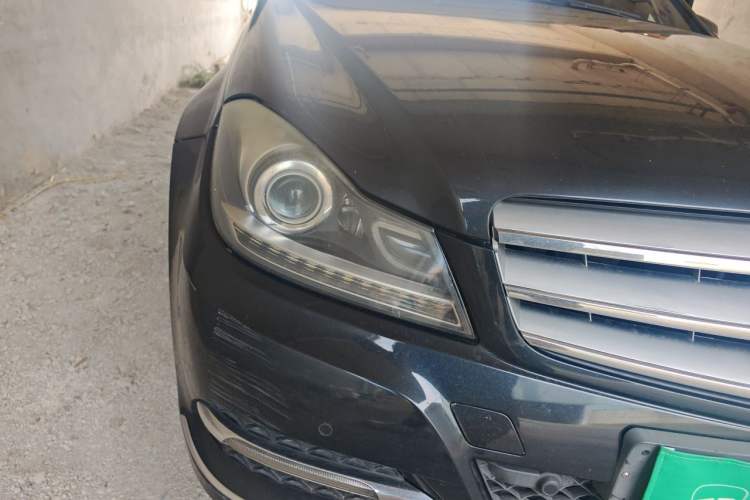 Used Mercedes-Benz C-Class 2013 C 260 CGI Elegant Model Right Front Headlight