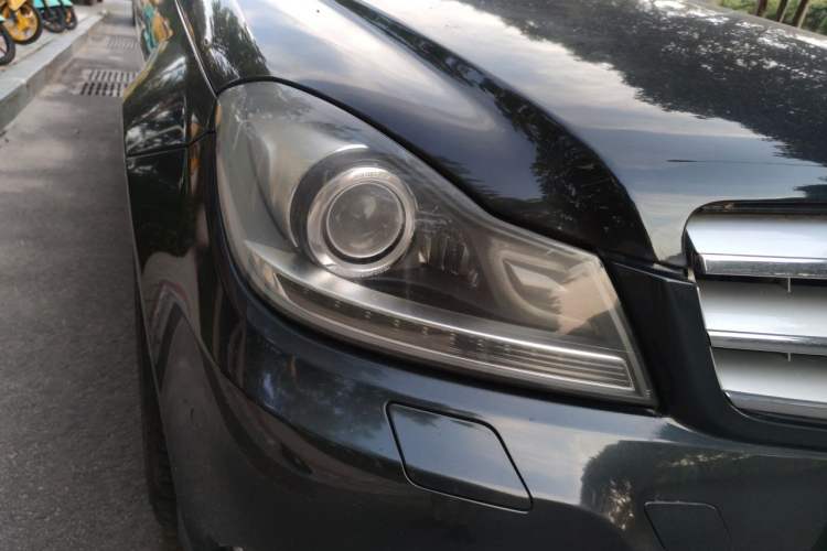Used Mercedes-Benz C-Class 2013 C 260 CGI Fashion Model Right Front Headlight