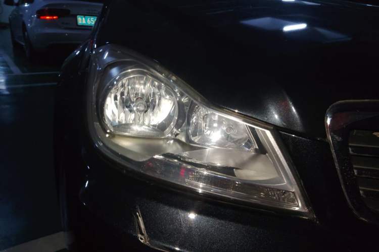 Used Mercedes-Benz C-Class 2013 C 260 Elegant Grand Edition Right Front Headlight