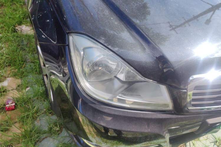 Used Mercedes-Benz C-Class 2013 C 180 CGI Classic Right Front Headlight