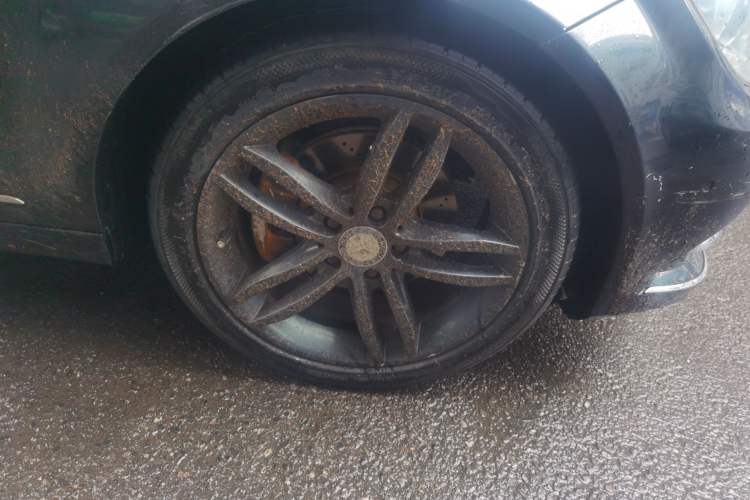 Used Mercedes-Benz C-Class 2013 C 260 CGI Fashion Model Right Front Wheel Hub