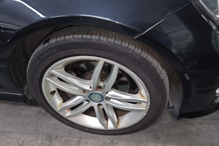 Used Mercedes-Benz C-Class 2013 C 260 Fashion Edition Grand Edition Right Front Wheel Hub