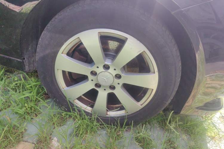 Used Mercedes-Benz C-Class 2013 C 180 CGI Classic Right Front Wheel Hub
