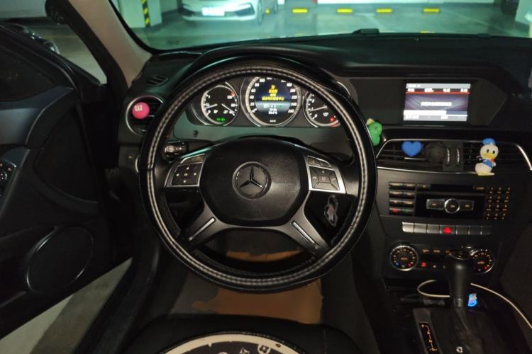 Used Mercedes-Benz C-Class 2013 C 180 Classic Grand Edition Steering Wheel