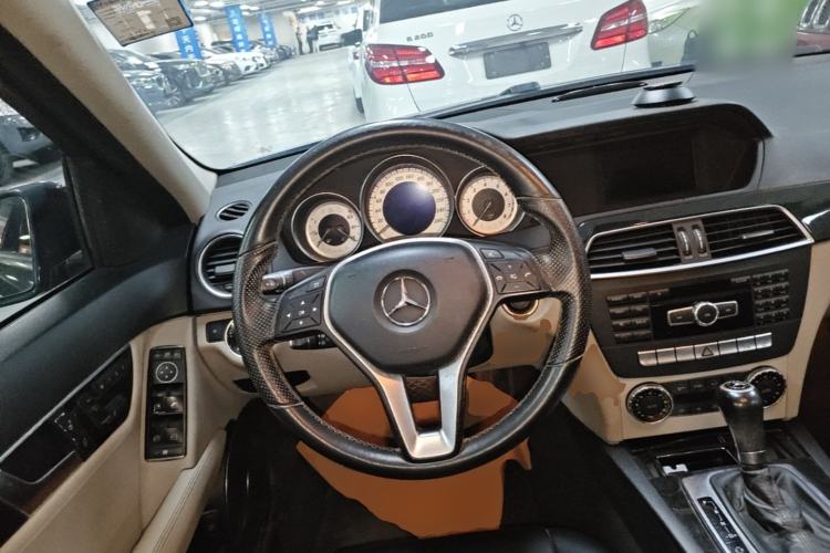Used Mercedes-Benz C-Class 2013 C 260 Fashion Edition Grand Edition Steering Wheel