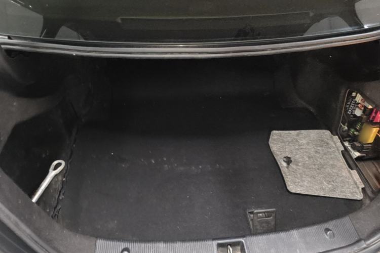 Used Mercedes-Benz C-Class 2013 C 260 Fashion Edition Grand Edition Trunk