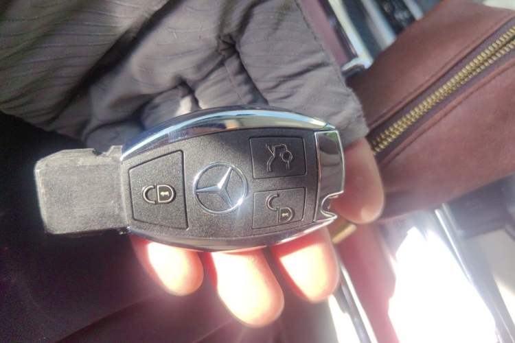 Used Mercedes-Benz C-Class 2013 C 180 CGI Classic Vehicle Key