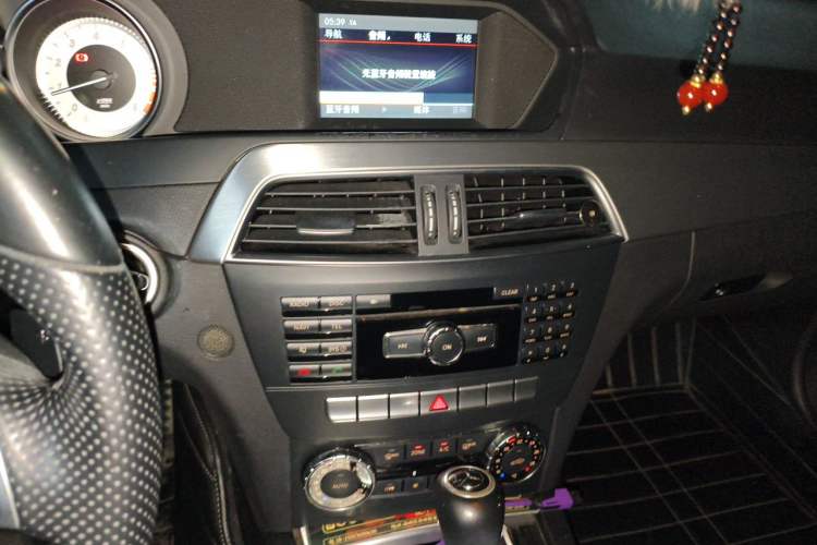 Used Mercedes-Benz C-Class 2013 C 180 Coupe Audio And AC Panel