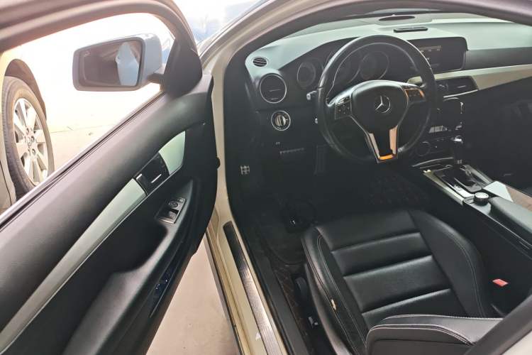 Used Mercedes-Benz C-Class 2013 C 180 Coupe Driver Seat