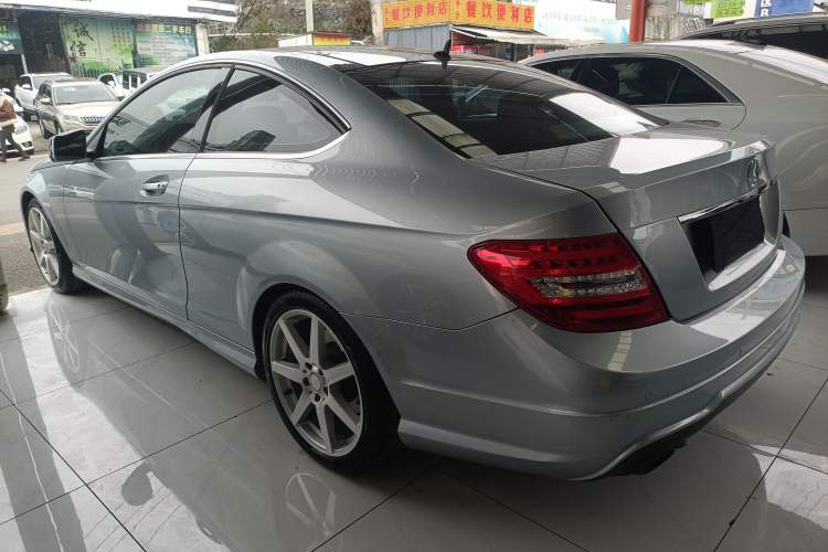 Used Mercedes-Benz C-Class 2013 C 180 Coupe Exterior 3