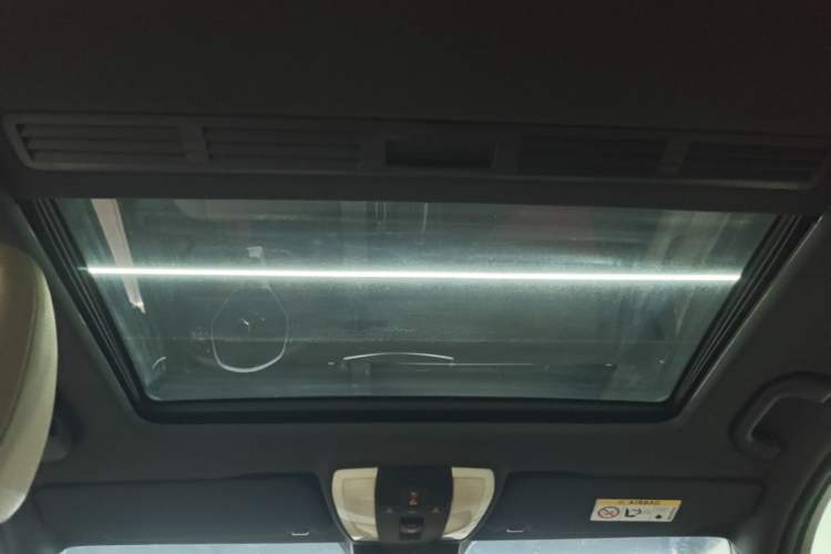 Used Mercedes-Benz C-Class 2013 C 260 Fashion Edition Grand Edition Headliner