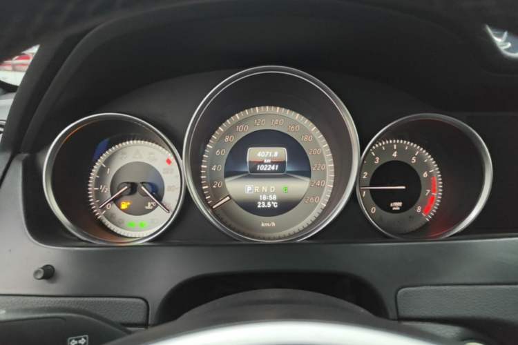 Used Mercedes-Benz C-Class 2013 C 260 Fashion Edition Grand Edition Instrument Cluster