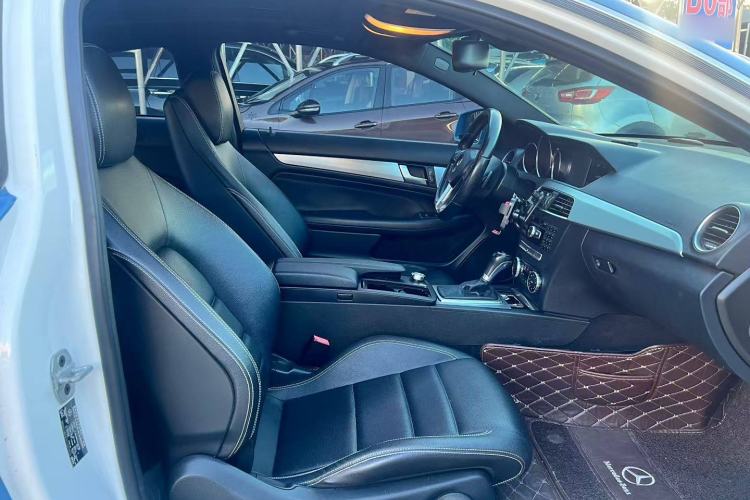 Used Mercedes-Benz C-Class 2013 C 180 Coupe Interior 2