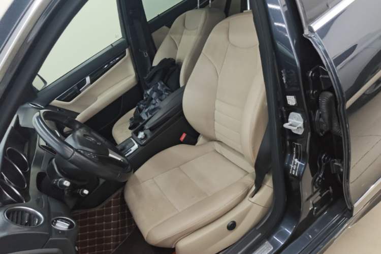 Used Mercedes-Benz C-Class 2013 C 260 Fashion Edition Grand Edition Left Front Seat