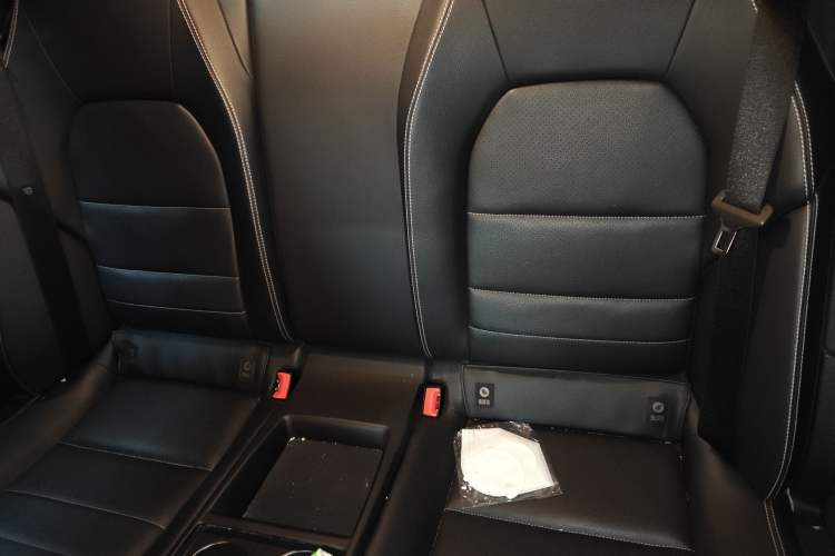 Used Mercedes-Benz C-Class 2013 C 180 Coupe Left Rear Seat