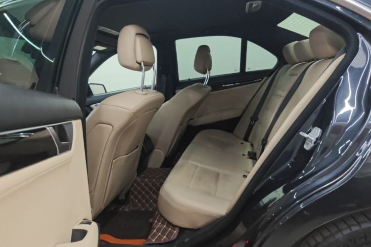 Used Mercedes-Benz C-Class 2013 C 260 Fashion Edition Grand Edition Left Rear Seat