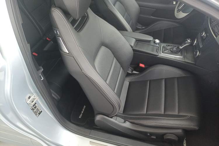 Used Mercedes-Benz C-Class 2013 C 180 Coupe Right Front Seat