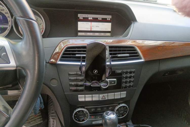 Used Mercedes-Benz C-Class 2013 C 260 CGI Elegant Model Audio And AC Panel