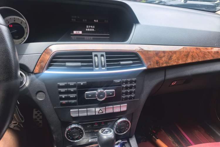 Used Mercedes-Benz C-Class 2013 C 260 CGI Elegant Model Audio And AC Panel