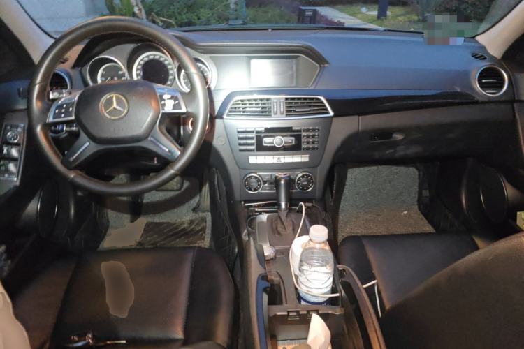Used Mercedes-Benz C-Class 2013 C 180 CGI Classic Center Console