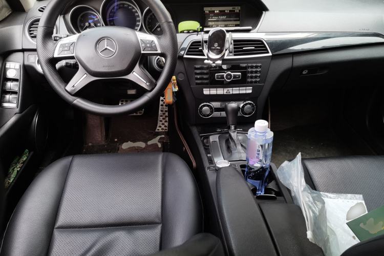 Used Mercedes-Benz C-Class 2013 C 180 CGI Classic Center Console